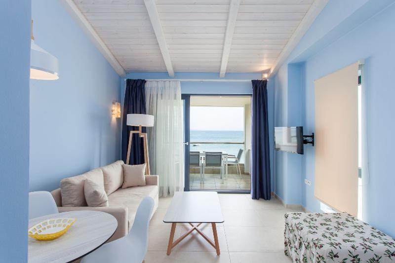 Elpiniki Luxury Apartments Nea Poteidaia Luaran gambar