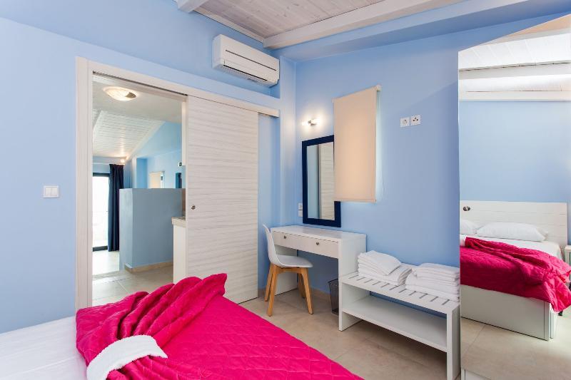 Elpiniki Luxury Apartments Nea Poteidaia Luaran gambar