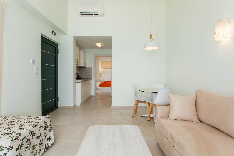 Elpiniki Luxury Apartments Nea Poteidaia Luaran gambar
